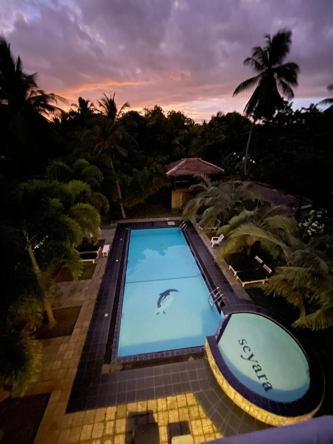 Seyara Holiday Resort โปลอนนารูวา ภายนอก รูปภาพ