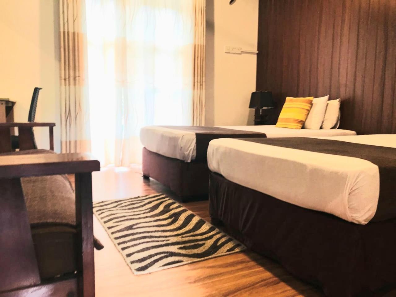 Seyara Holiday Resort โปลอนนารูวา ภายนอก รูปภาพ
