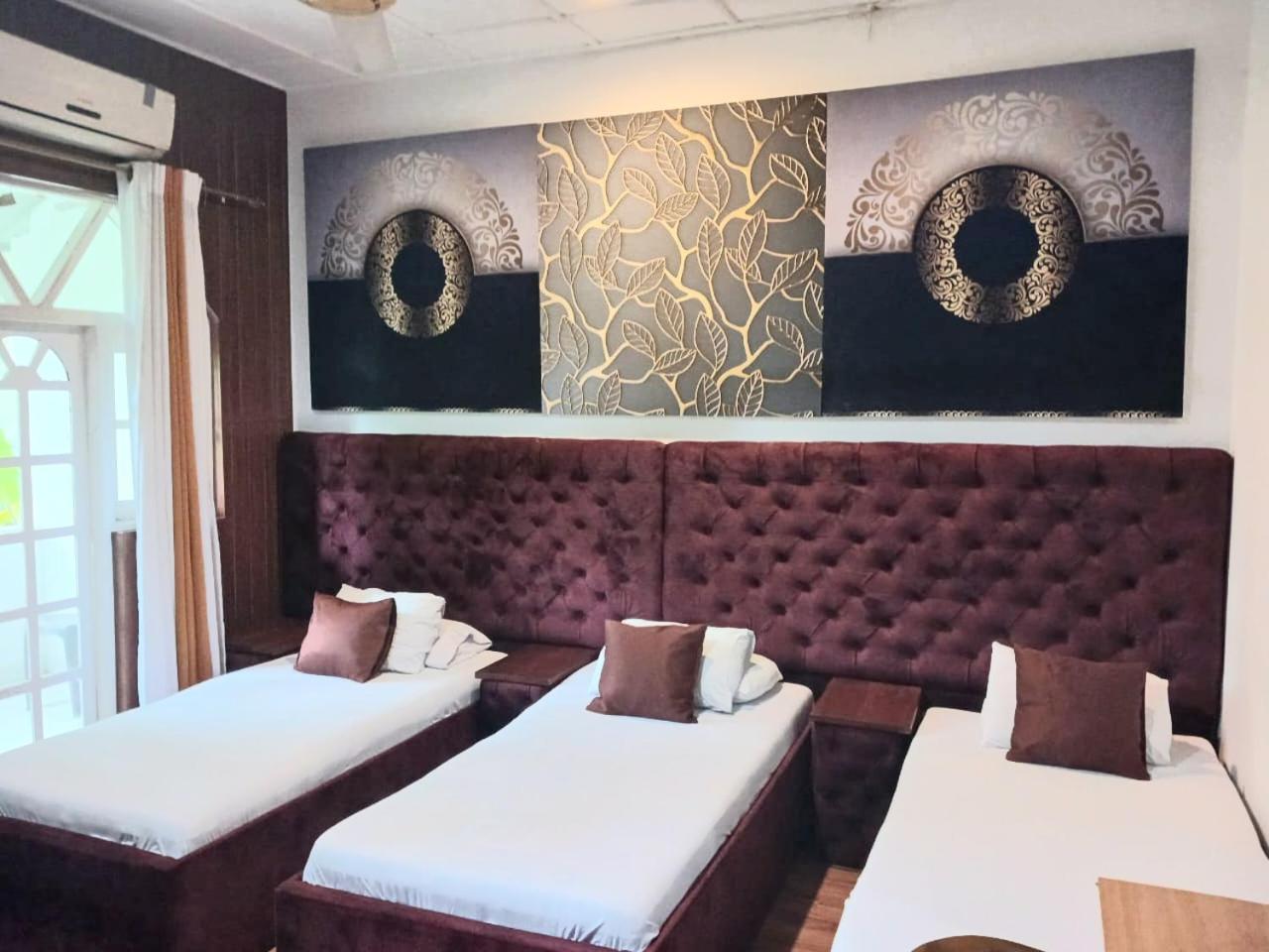 Seyara Holiday Resort โปลอนนารูวา ภายนอก รูปภาพ